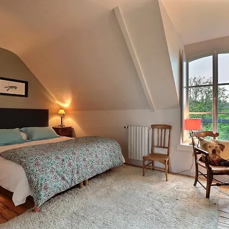 La Maison Les Mimosas Guest house Le Minihic-sur-Rance